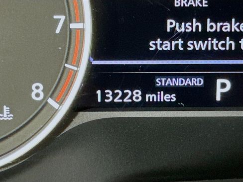 Used 2023 Nissan Rogue SV w/ SV Premium B Package image 19