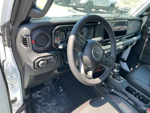 New 2026 Jeep Gladiator Sport AWD/4WD image 10