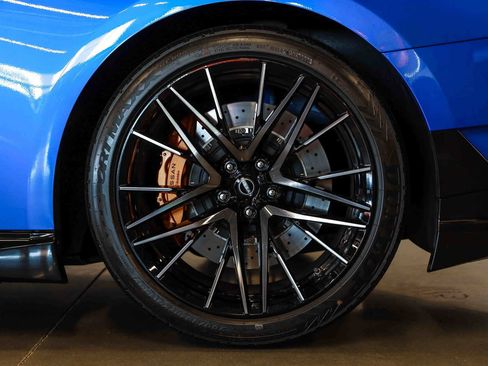 Used 2024 Nissan GT-R w/ Floor Mat Package AWD/4WD image 20