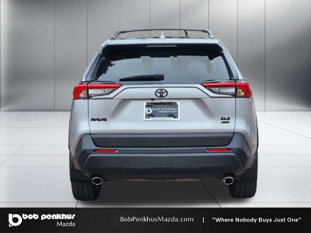 Used 2019 Toyota RAV4 XLE Premium w/ Cold Weather Package AWD/4WD image 26