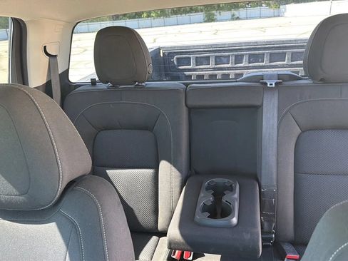 Used 2015 Chevrolet Colorado LT w/ LT Convenience Package RWD image 14