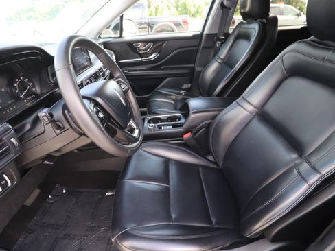 Used 2022 Lincoln Corsair FWD image 2