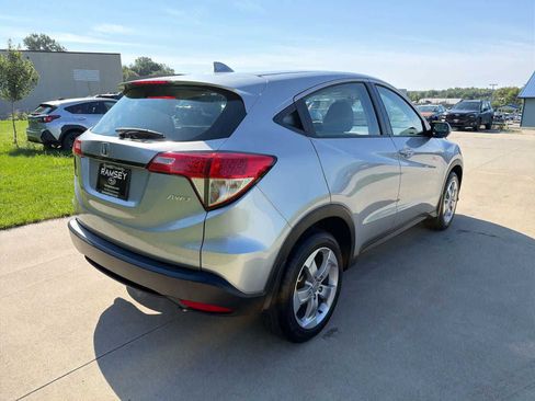Used 2022 Honda HR-V LX image 6
