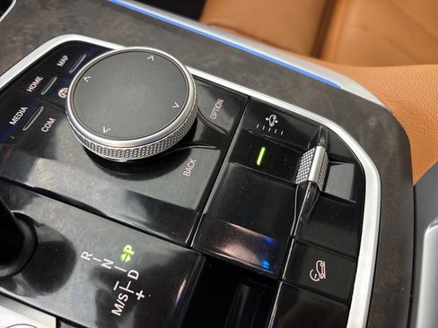 Used 2022 BMW X5 xDrive45e w/ M Sport Package image 36