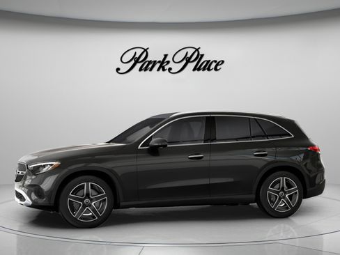 Certified 2026 Mercedes-Benz GLC 300 4MATIC image 4
