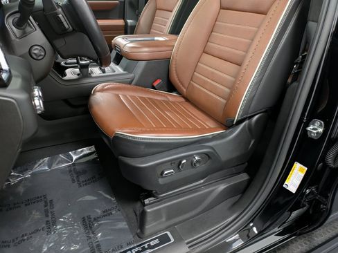 Used 2022 GMC Sierra 1500 Denali Ultimate image 10