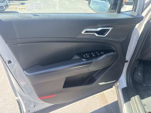 Used 2023 Kia Sportage X-Line w/ X-Line Premium Package AWD/4WD image 18