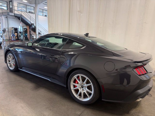 Used 2024 Ford Mustang GT Premium RWD image 4
