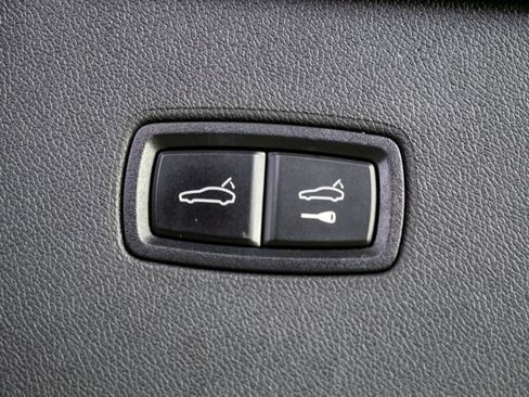 Certified 2024 Porsche Cayenne image 31