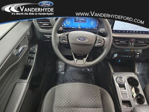 Used 2023 Ford Escape Active w/ Tech Pack #2 image 14