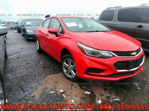 Used 2016 Chevrolet Cruze LT w/ Convenience Package image 3