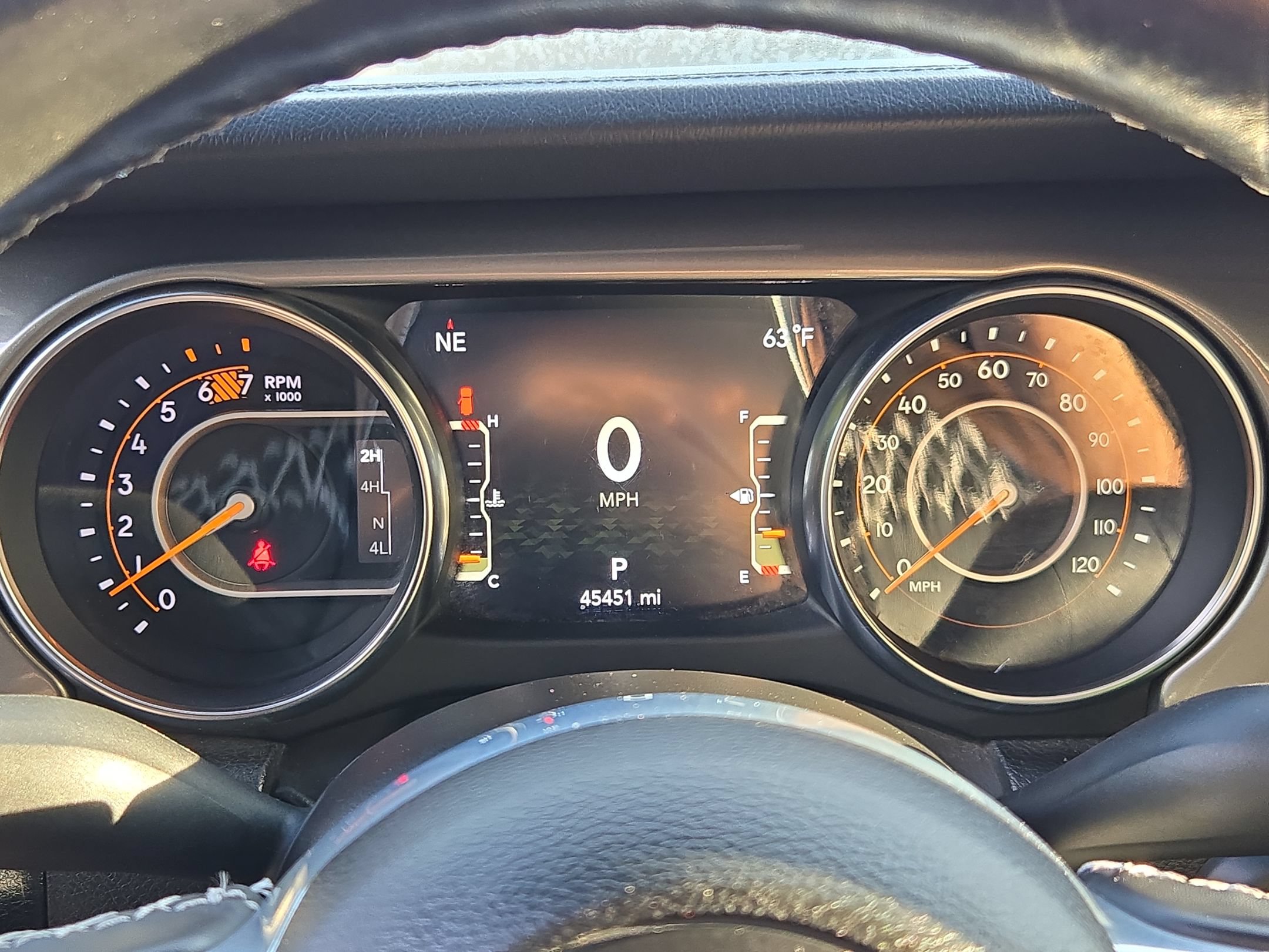 Used 2023 Jeep Wrangler Unlimited Sahara w/ Cold Weather Group AWD/4WD image 15