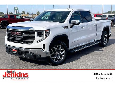 Used 2023 GMC Sierra 1500 SLT w/ SLT Premium Plus Package AWD/4WD image 1