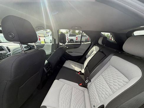 Used 2020 Chevrolet Equinox LS w/ LS Convenience Package FWD image 19