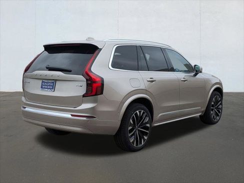 New 2026 Volvo XC90 T8 Plus w/ Protection Package AWD/4WD image 2
