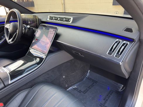 Used 2023 Mercedes-Benz S 500 4MATIC w/ AMG Line image 15