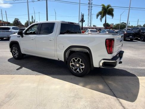 New 2026 GMC Sierra 1500 SLE RWD image 6
