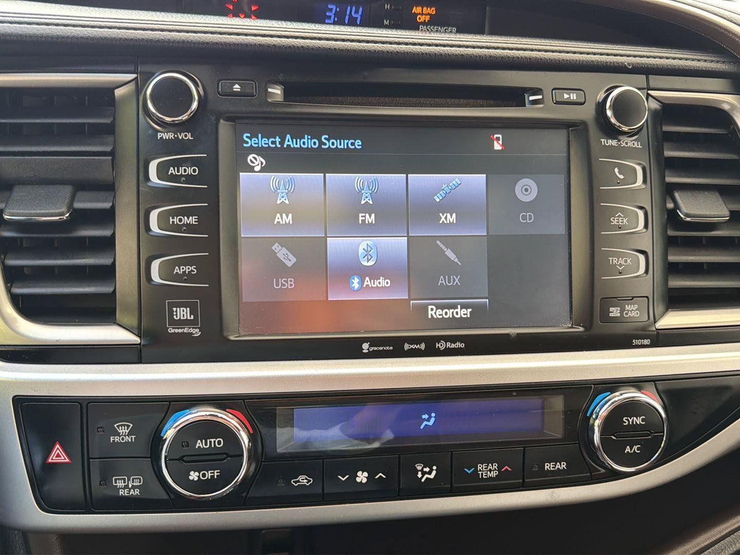 Used 2017 Toyota Highlander Limited Platinum AWD/4WD image 23