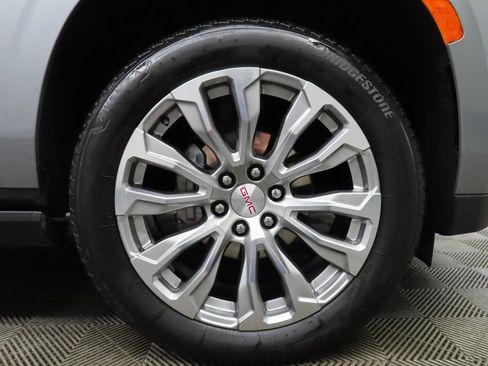 Used 2024 GMC Yukon Denali image 8