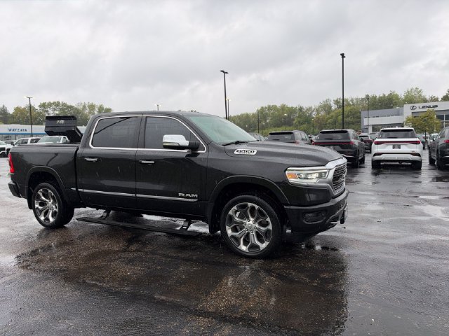 Used 2019 RAM 1500 Limited w/ Body Color Bumper Group AWD/4WD image 12