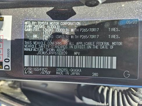 Used 2023 Toyota 4Runner SR5 image 29