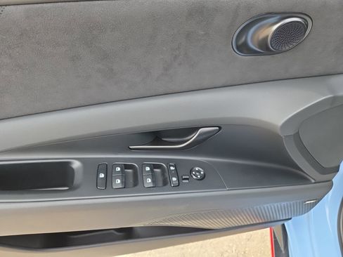 Used 2025 Hyundai Elantra N image 22