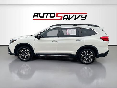 Used 2024 Subaru Ascent Touring image 4