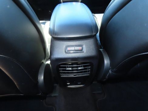 Used 2019 Lincoln MKC Reserve image 20