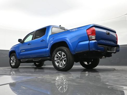 Used 2016 Toyota Tacoma TRD Sport w/ Towing Package RWD image 22