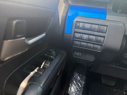 Certified 2025 Toyota Tacoma TRD Off-Road image 22