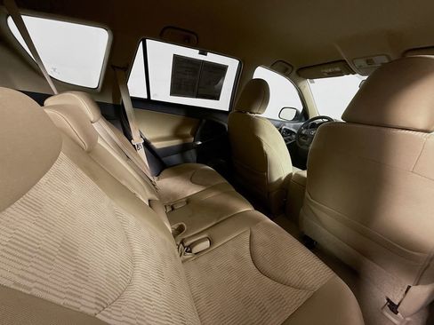 Used 2011 Toyota RAV4 4WD image 25