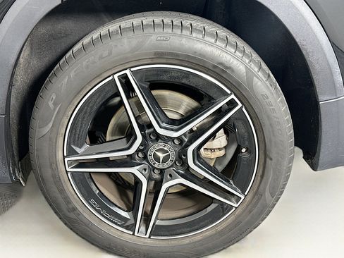 Used 2023 Mercedes-Benz GLB 250 image 10