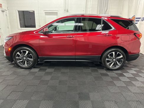 Used 2024 Chevrolet Equinox Premier image 6