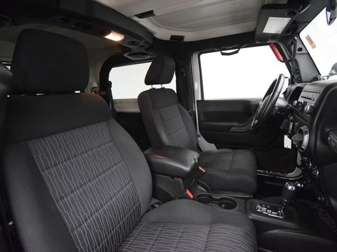 Used 2012 Jeep Wrangler Sport AWD/4WD image 12