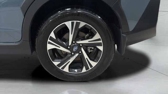 Used 2025 Subaru Crosstrek 2.5i Premium AWD/4WD image 27