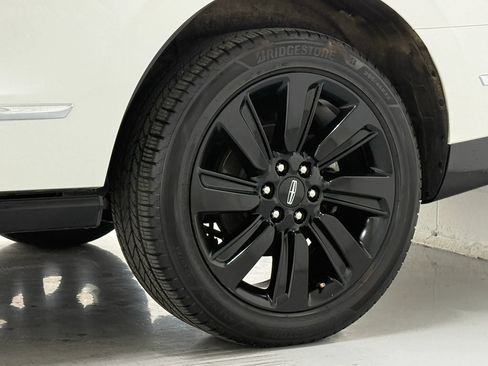 Used 2022 Lincoln Navigator Black Label AWD/4WD image 47