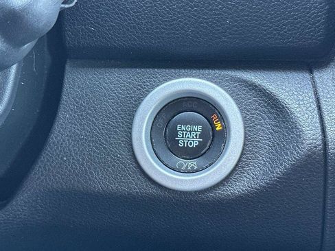 Used 2018 RAM 2500 Laramie AWD/4WD image 22