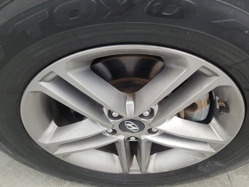 Used 2018 Hyundai Santa Fe Sport image 31