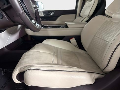 Used 2024 Lincoln Navigator L Black Label AWD/4WD image 36