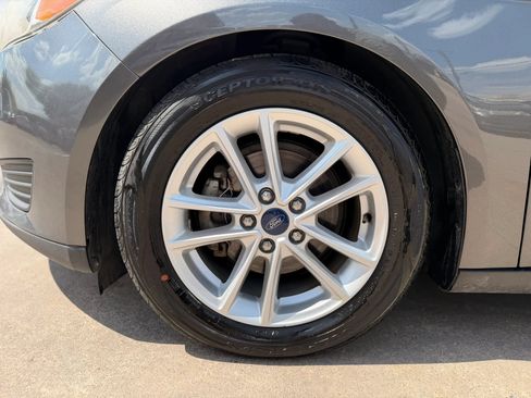 Used 2016 Ford Focus SE FWD image 20