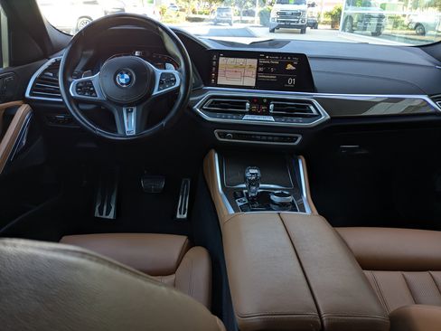 Used 2022 BMW X6 xDrive40i w/ M Sport Package image 14