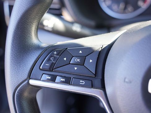 Used 2020 Nissan Sentra S image 13