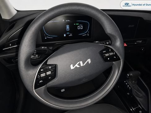 Used 2026 Kia Niro LX FWD image 8