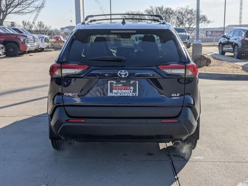 Used 2024 Toyota RAV4 XLE Premium image 7