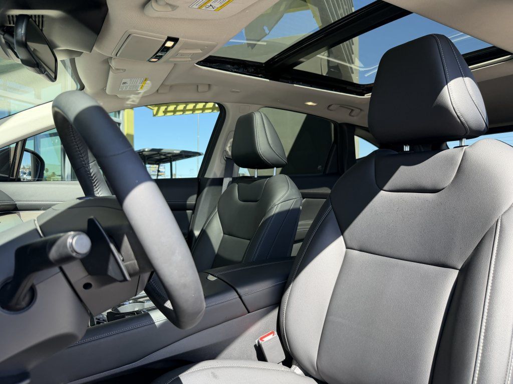 Used 2025 Nissan Murano SL AWD/4WD image 32