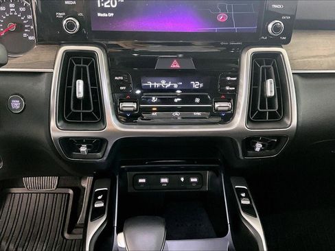 Used 2023 Kia Sorento X-Line EX image 15