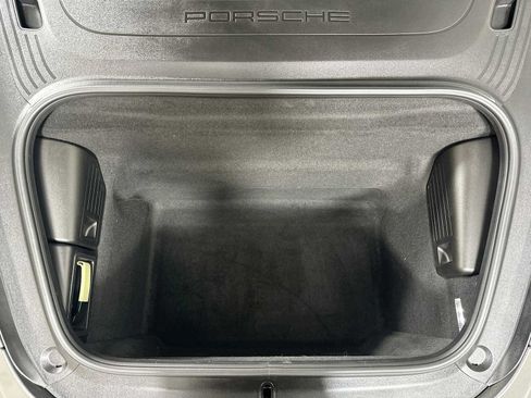 Certified 2018 Porsche 911 Targa 4S AWD/4WD image 30