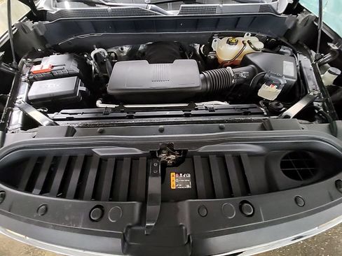 Used 2019 Chevrolet Silverado 1500 High Country w/ Technology Package AWD/4WD image 20