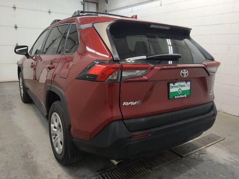 Used 2019 Toyota RAV4 LE w/ All Weather Liner Package AWD/4WD image 5