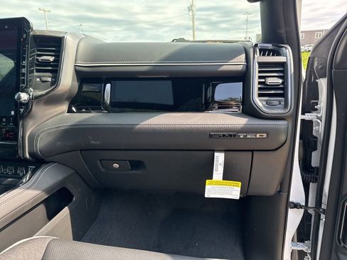 New 2026 RAM 1500 Limited AWD/4WD image 32
